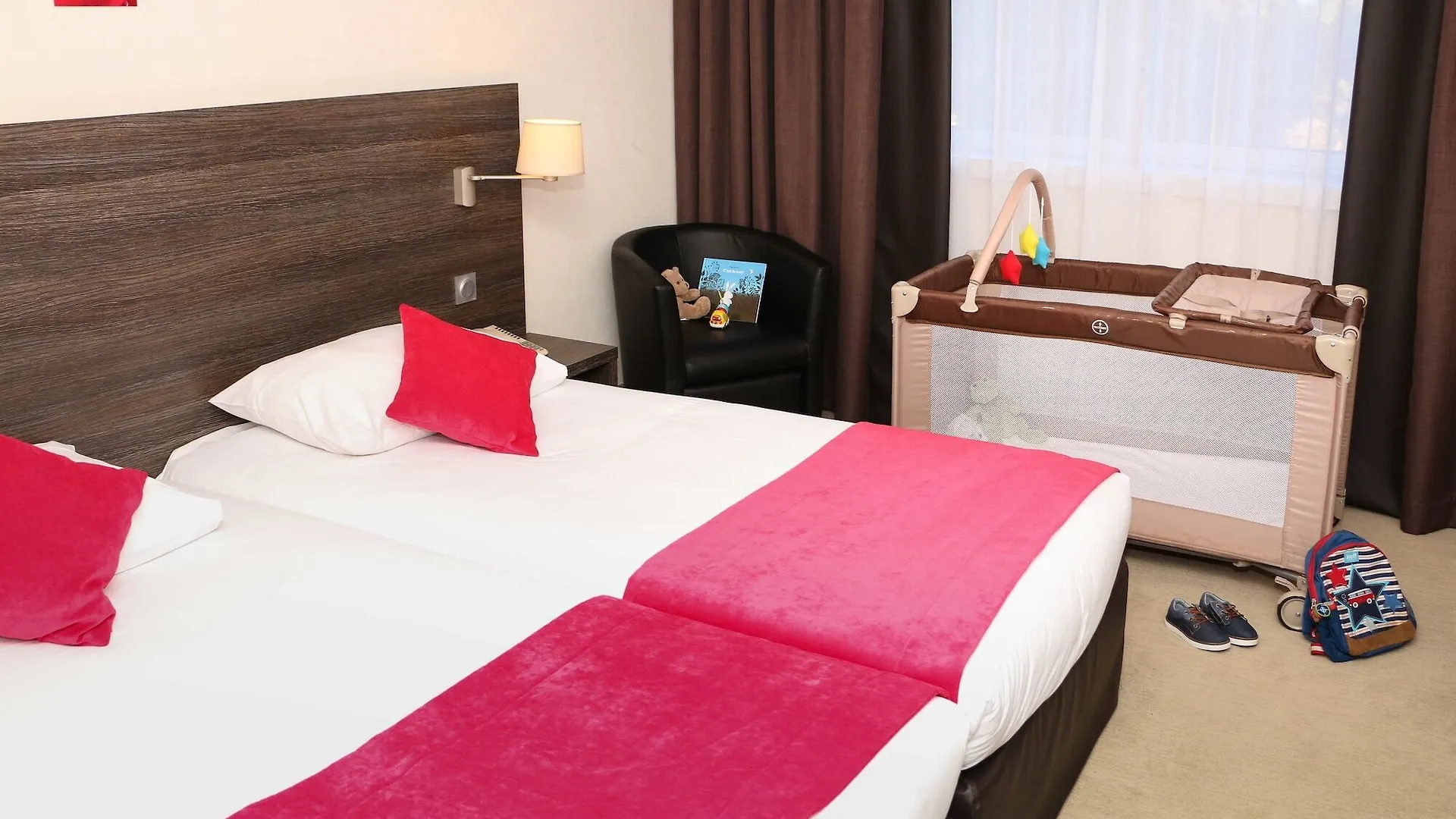Best Western Plus Hotel Admiral Ла-Тур-де-Сальваньи 4*,  Франция
